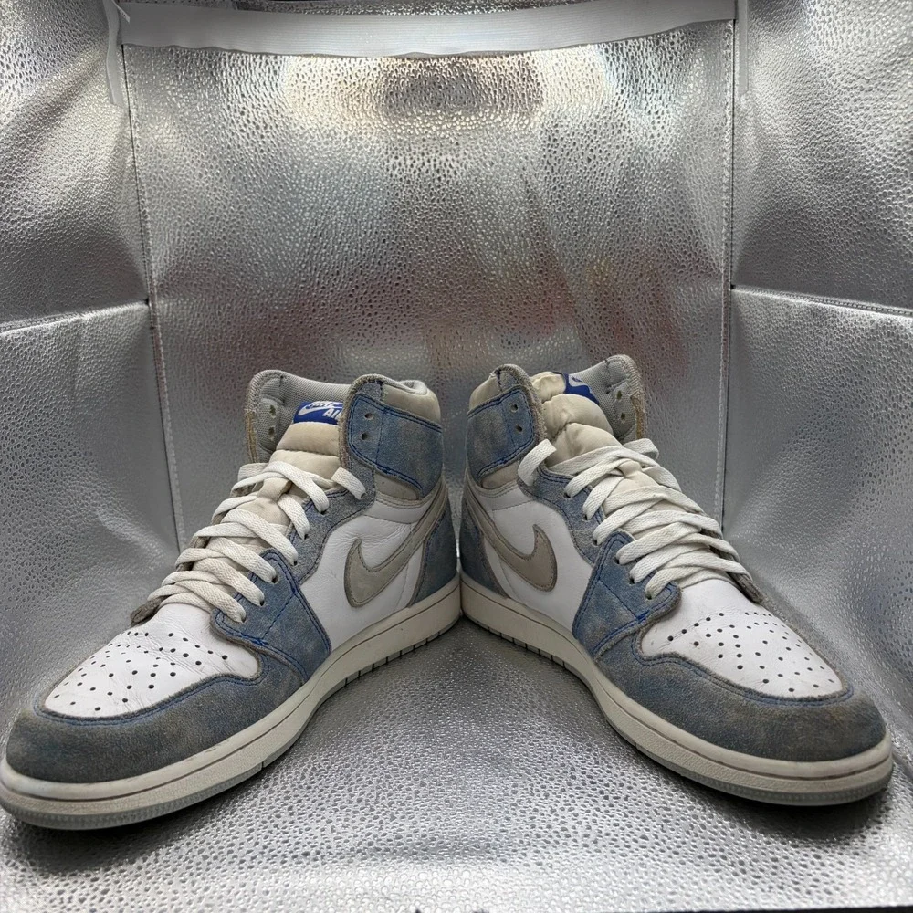 Size 9.5 Jordan 1 Retro High Hyper Royal Smoke Gray Mens Sneakers 555088-402